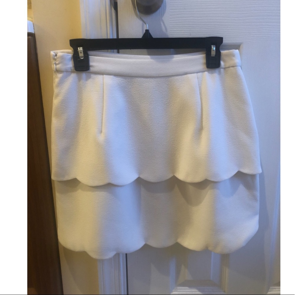Club Monaco Scalloped Skirt - Picture 6 of 8